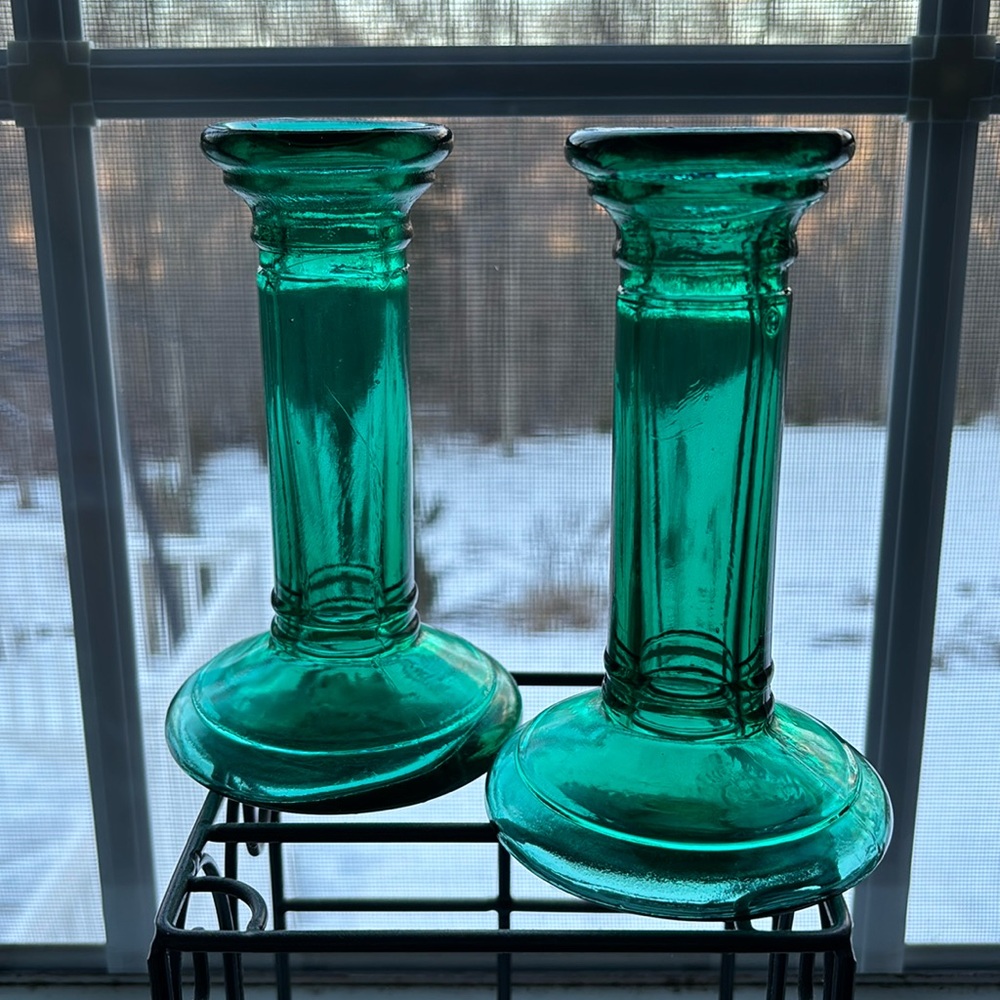 Glass Taper Candle Holders/ Bud Vase Emerald Jade green NWOT “Gorgeous Designs” - Picture 4 of 16